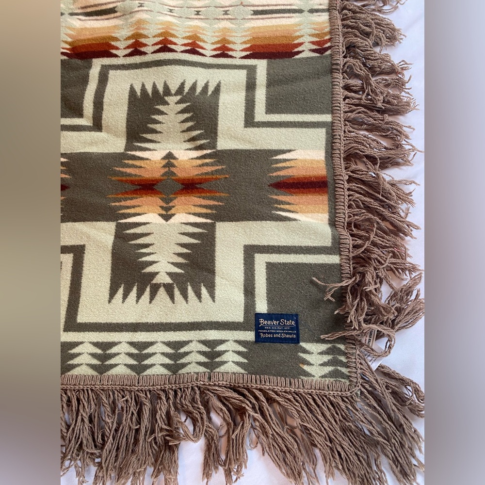 NWOT Pendleton blanket/shawl sage green, brown